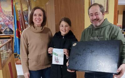 Ganadora del concurso de dibujo navideño de la Hermandad